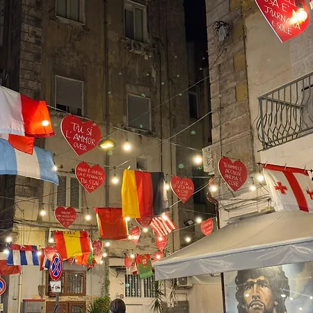 Dele Porto Nápoles